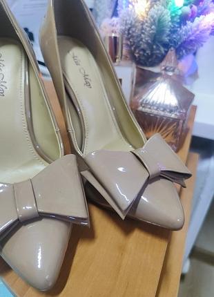 Классические женственные туфли