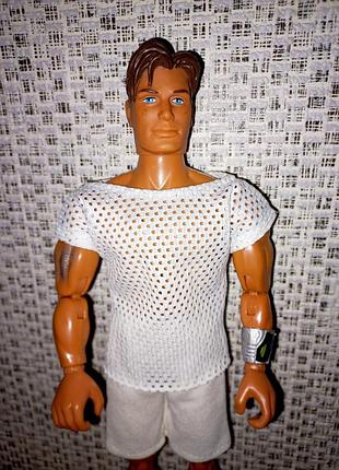 Кен шарнирный озвученный музыкальный.