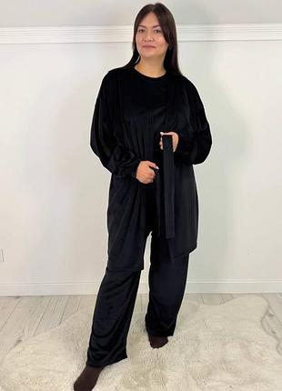 Домашний костюм тройка с коротким халатом на запах с футболкой со свободными брюками