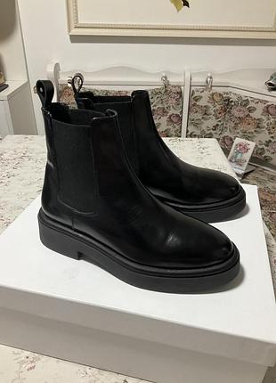 Ботинки baldinini 2