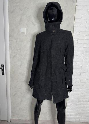 Пальто з капюшоном на змійці