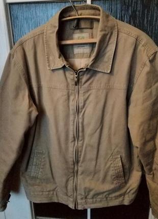 Брендовий куртка на зиму.