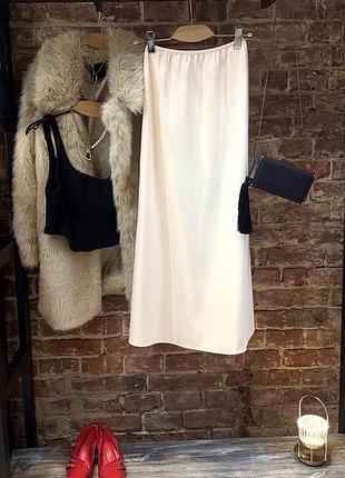 Молочна спідниця із атласу 🤤