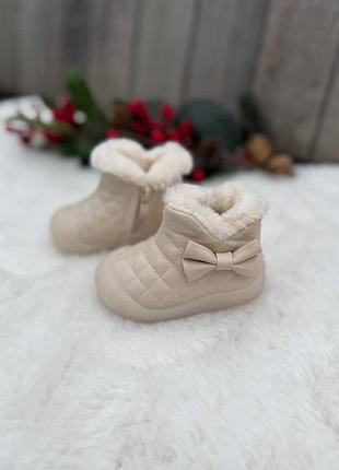 Дитячі теплі чобітки для дівчат на замочку протиударний носочок