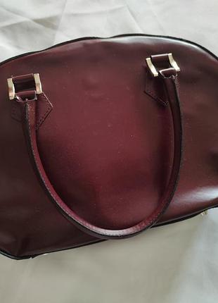 Бордовая кожаная сумка - купол