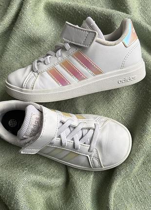 Кроссовки adidas оригинал р.29