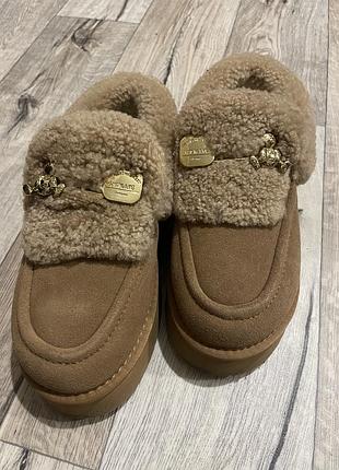 Продам хутряні лофери