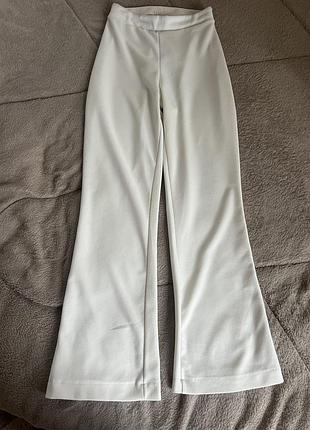 Штани- кльош. розмір с-м.