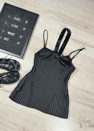 Силуэтный топ плиссированный