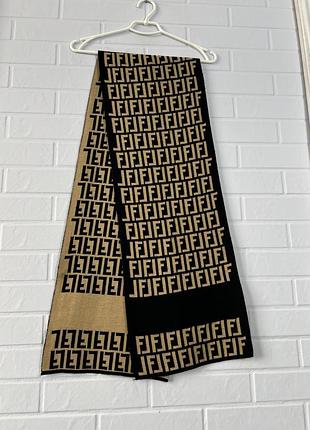 Гарний шарф унісекс