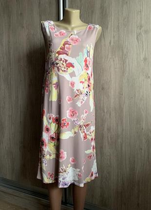 Marc cain чудова сукня