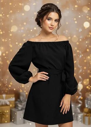 Нарядное черное платье свободного кроя