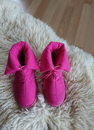 Трендові жіночі дутікі італія