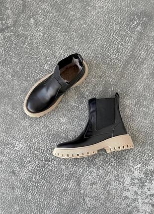 Зимние челси на подошве латте