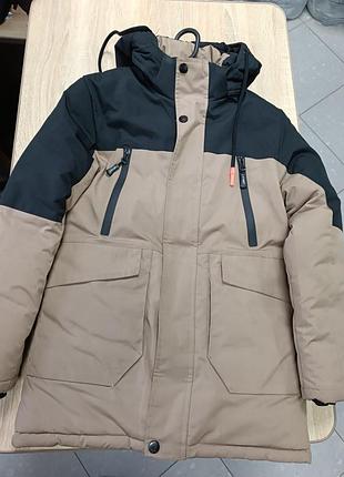 Курточка зимова
