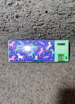 Очаровательный пенал smiggle с калькулятором и точилкой (единороги!)