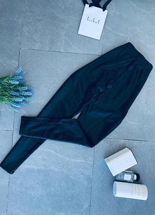 Кожаные брюки на флисе shein с этикеткой