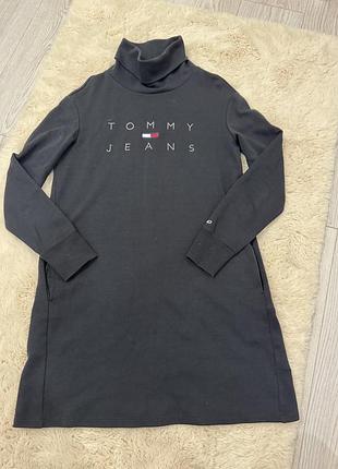 Оригинал спортивний плаття tommi hilfiger