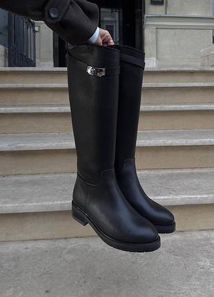 Чоботи жіночі