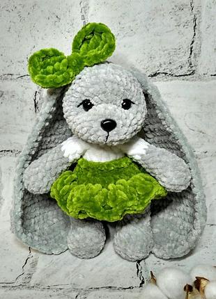 Мягкая игрушка вязаная ручной работы амигуруми зайчик в платье плюшевый 23 см
