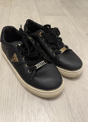 Кеди guess