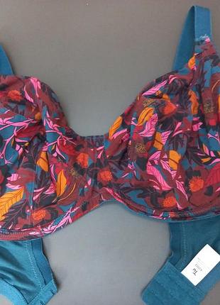 Бюст м какая чашка новый р.42дд