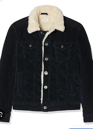 Чорна вельветова куртка