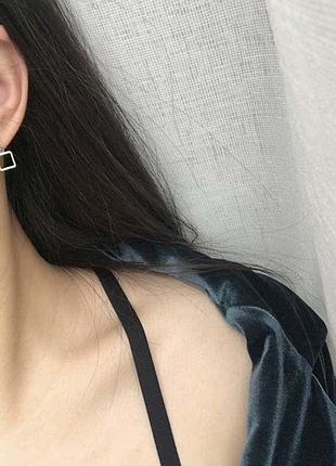 Сережки s012618

камінь: без каміння
матеріал: брас-сплав
колір металу: золото
покриття: без покриття