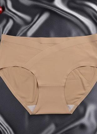 Жіночі безшовні трусики сліпи бежеві 1/049