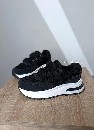 Жіночі зимові кросівки чорного кольору ❄️ тедді