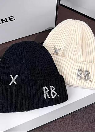 Жіночі шапки rb