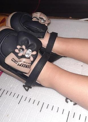 Туфли для девочки