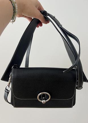 Шкіряна сумка середнього розміру з двома ремінцями від французького бренду claudi pierlot. стан 5. ціна 1800. купляла за ~300€.