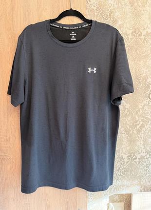 Продається футлка в ідеоному стані , надігалось пару разів , є торг