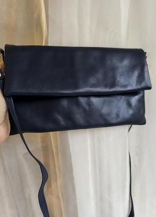 Loni кожаная сумка багет