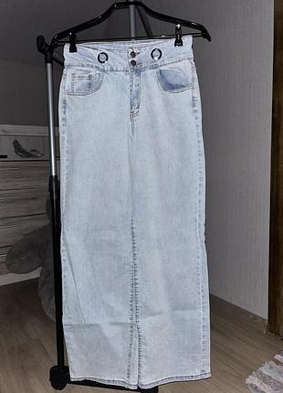 Гарні світлі та стильні джинси😍😍