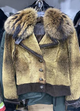 Дубленка с мехом лиса
