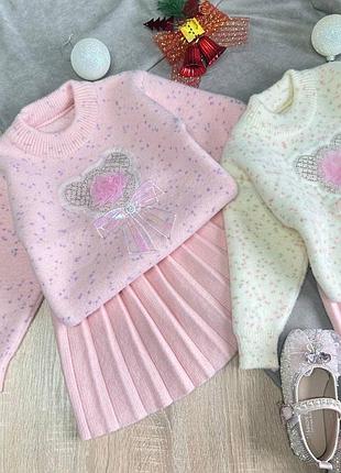 Стильний костюм на дівчинку