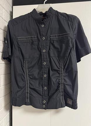 Блуза на кнопках