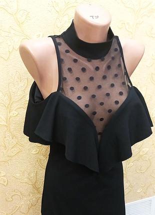 Платье вечернее с открытыми плечами