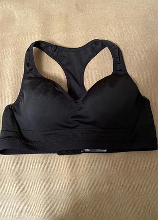 Топік спортивний з чашечкою 75/а