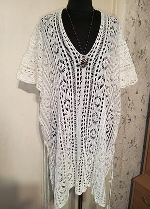 Бохо ажурной вязки белоснежная блузка-туника с шнуровкой мега батал-оверсайз
