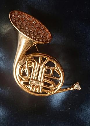 Kjl фирменная брошь kenneth jay lane