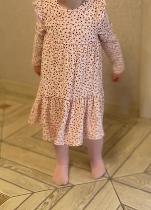 Ніжна квіткова сукня на дівчинку 98 см