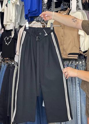 Нові штани для дівчат