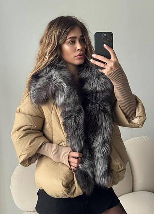 Жіночий пуховик з коміром з натурального хутра мах ма•rа