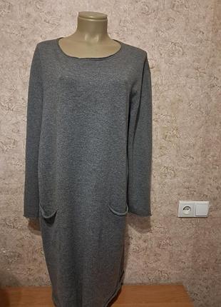 Платье от итальянского премиум бренда roberto losani: 70% шерсть, 20% шелк,10% кашемир