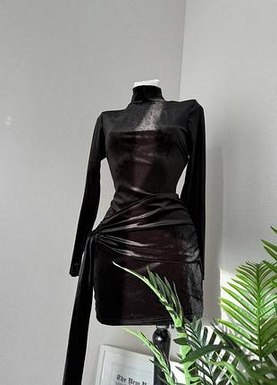 Оксамитова сукня