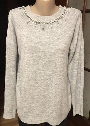 Теплый, серый свитер