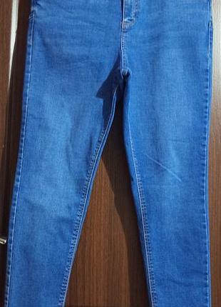 Джинсы скинни с высокой посадкой